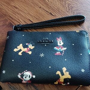 Coach Disney Christmas corner Zip wallet